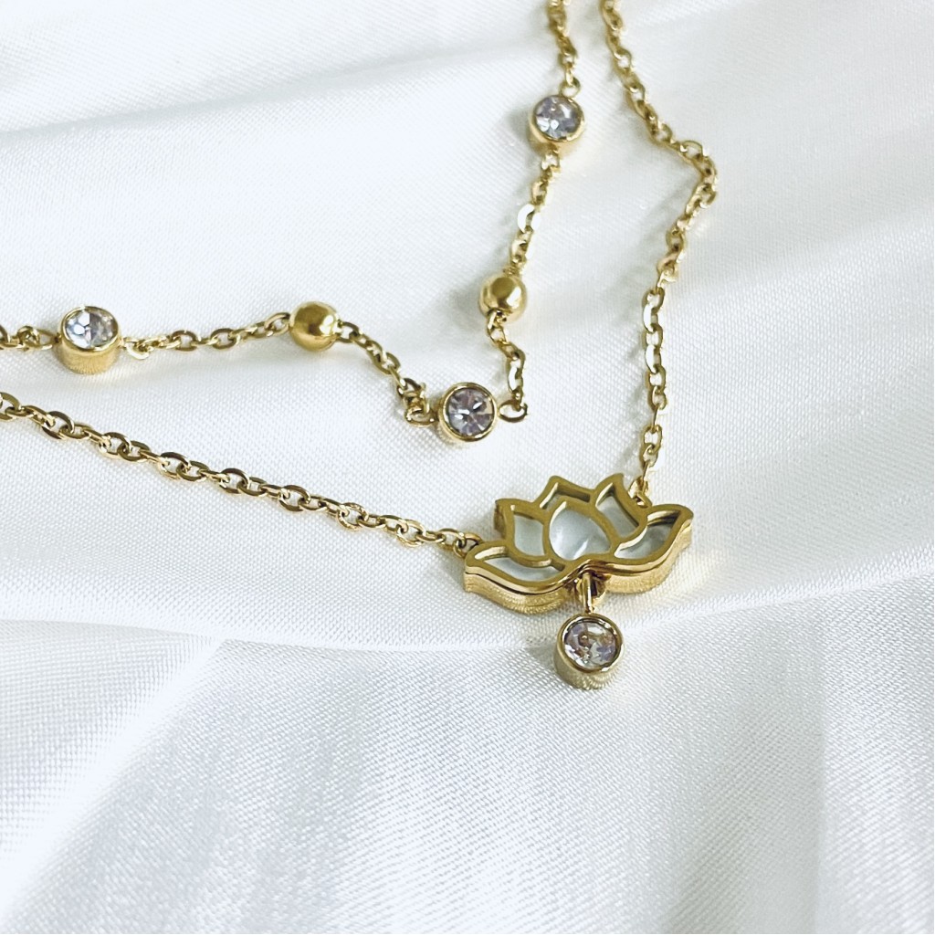 Stainless steel pearl bracelet