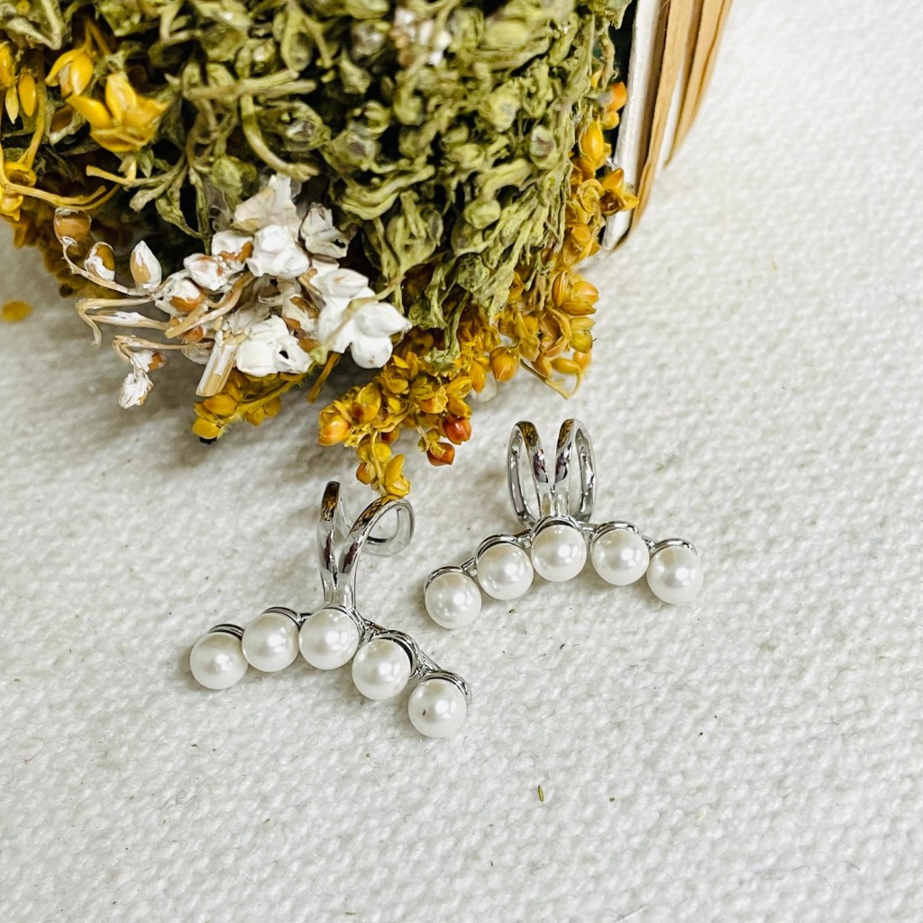 Stainless steel earcuffs