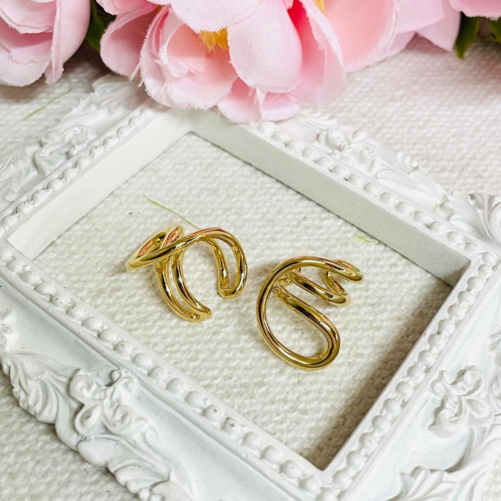 Stainless steel earcuffs