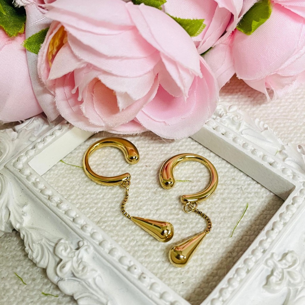 Stainless steel earcuffs