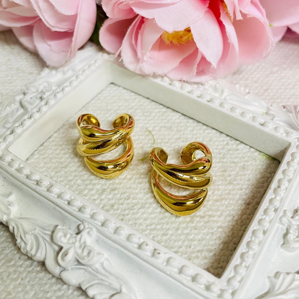 Stainless steel earcuffs