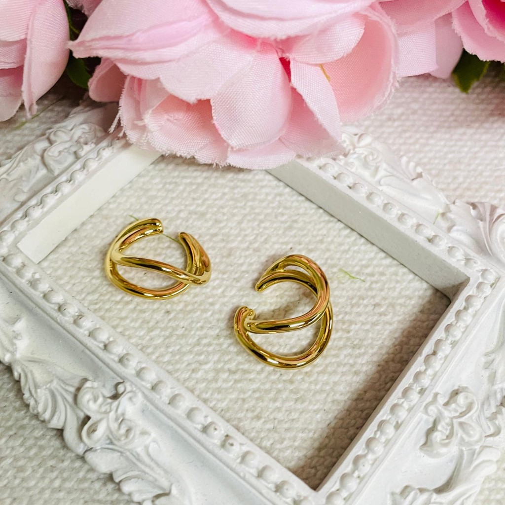 Stainless steel earcuffs