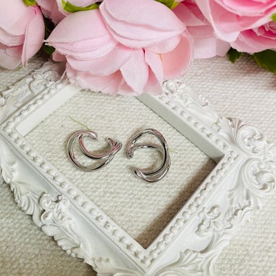 Stainless steel earcuffs