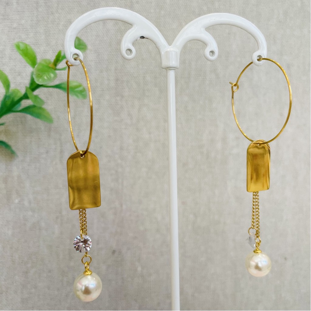 Stainless steel pearl earrings