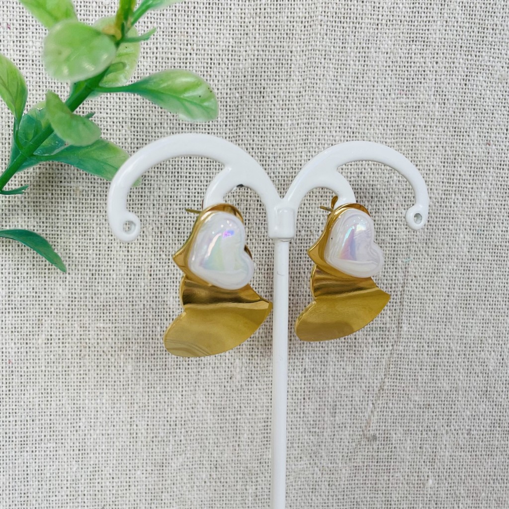 Stainless steel pearl earrings