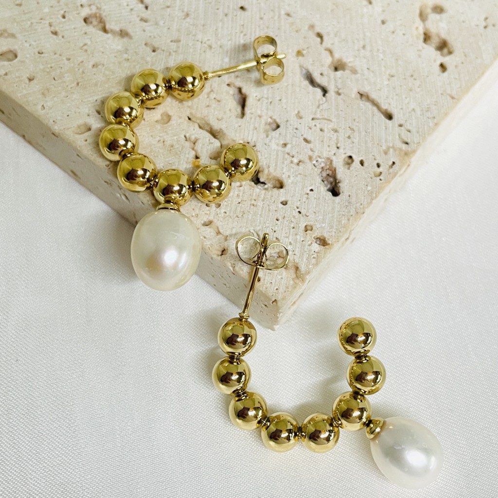 Stainless steel pearl earrings