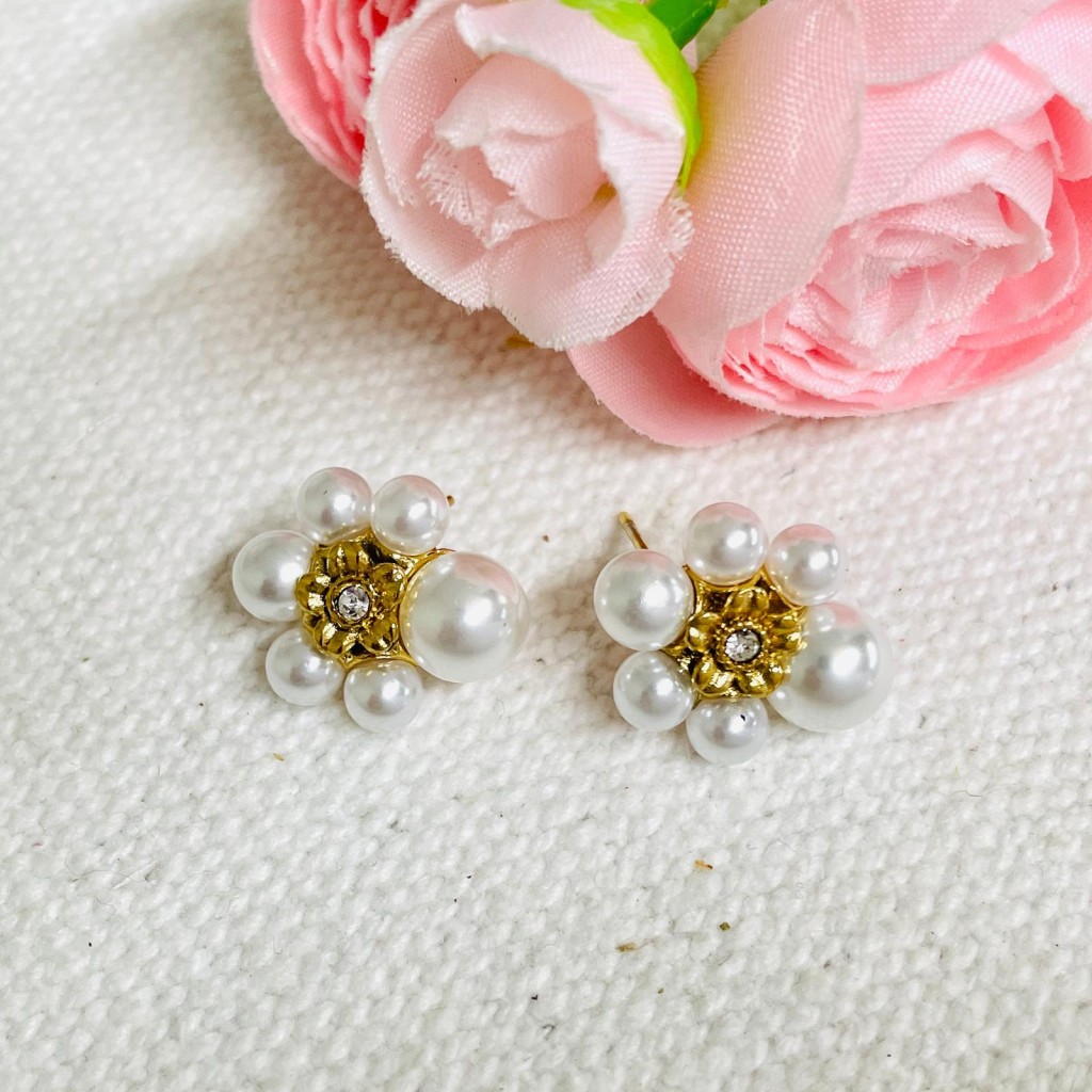 Stainless steel pearl earrings