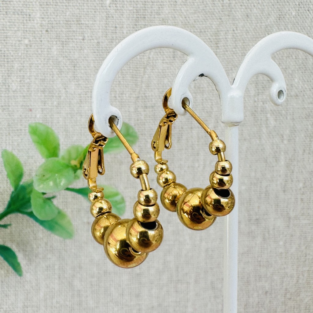 Stainless steel hoop earrings