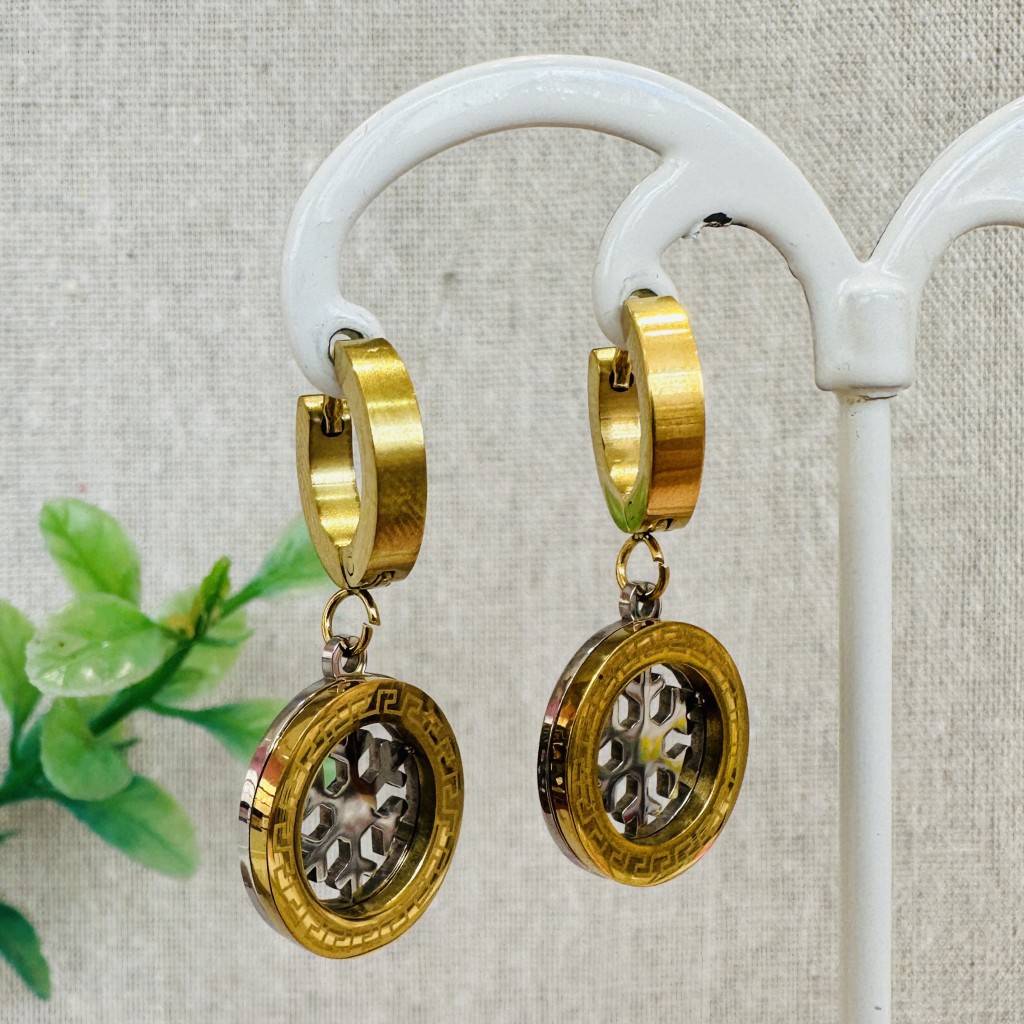 Stainless steel hoop earrings