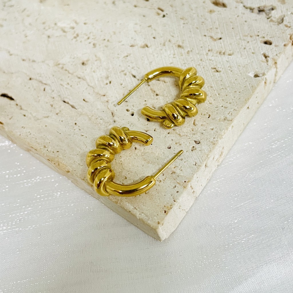 Stainless steel hoop earrings