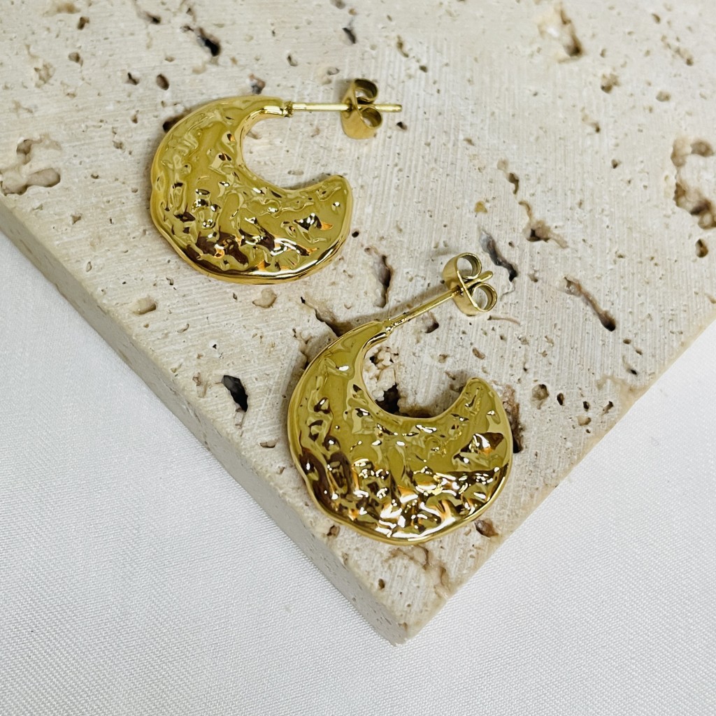 Stainless steel hoop earrings