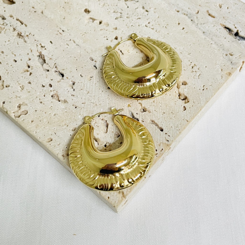 Stainless steel hoop earrings