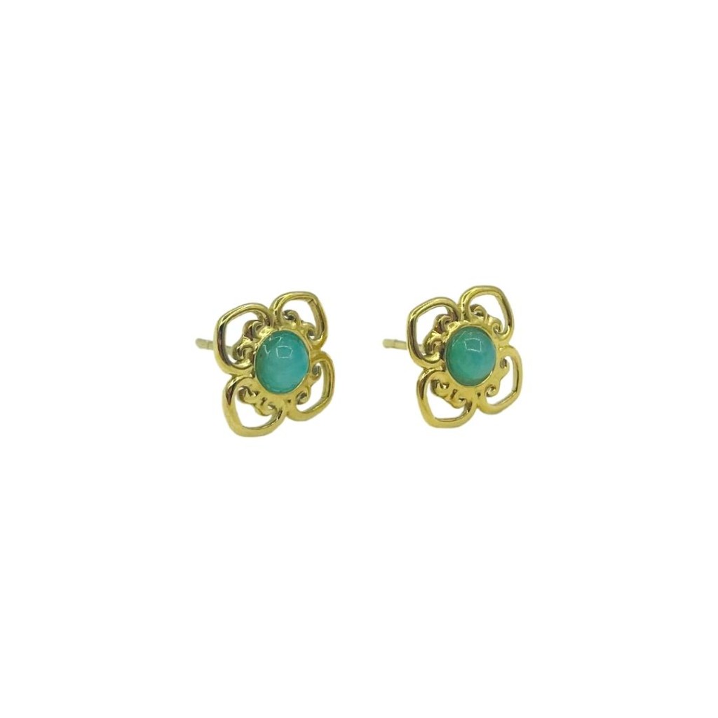Stainless steel stud earrings