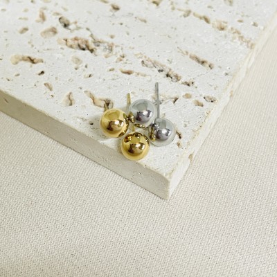 Stainless steel earrings 5mm