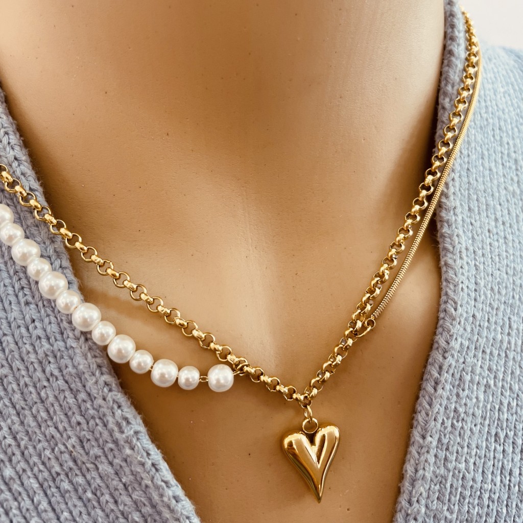 Stainless steel pearl necklace