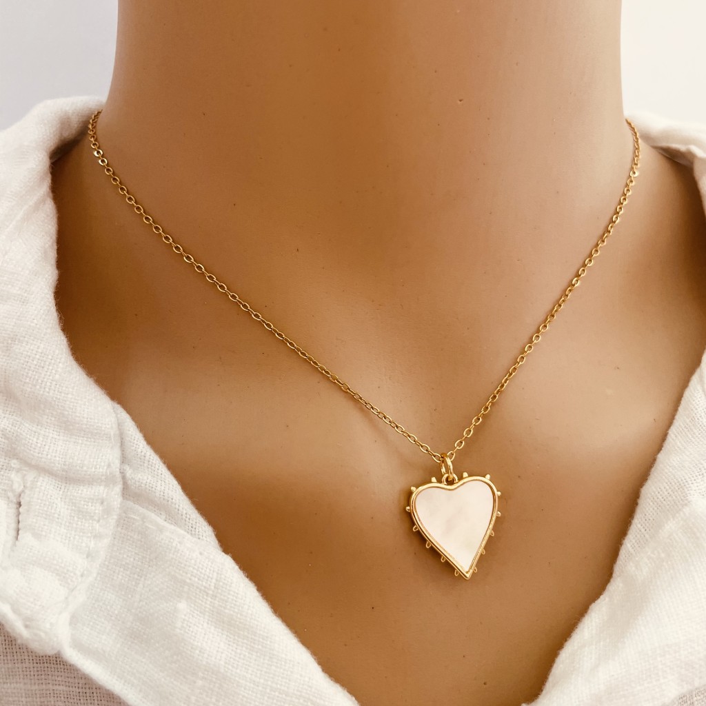 Stainless steel pearl necklace