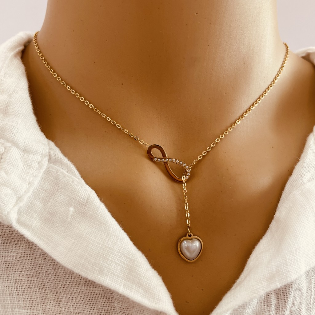 Stainless steel pearl necklace