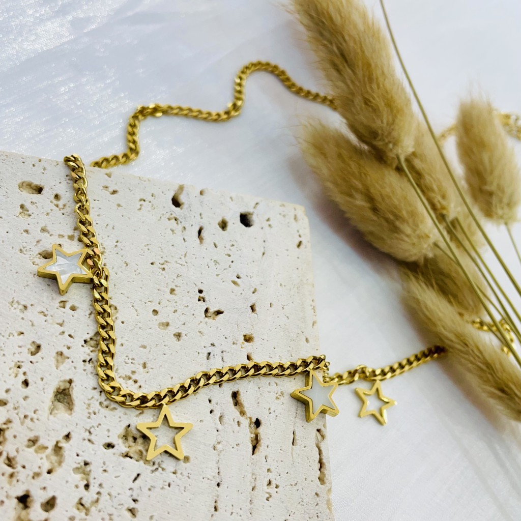 Stainless steel pearl necklace