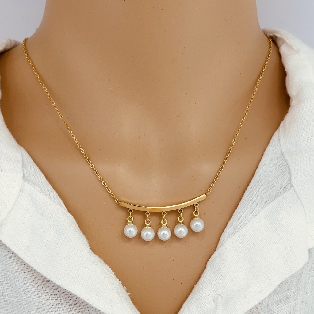 Stainless steel pearl necklace