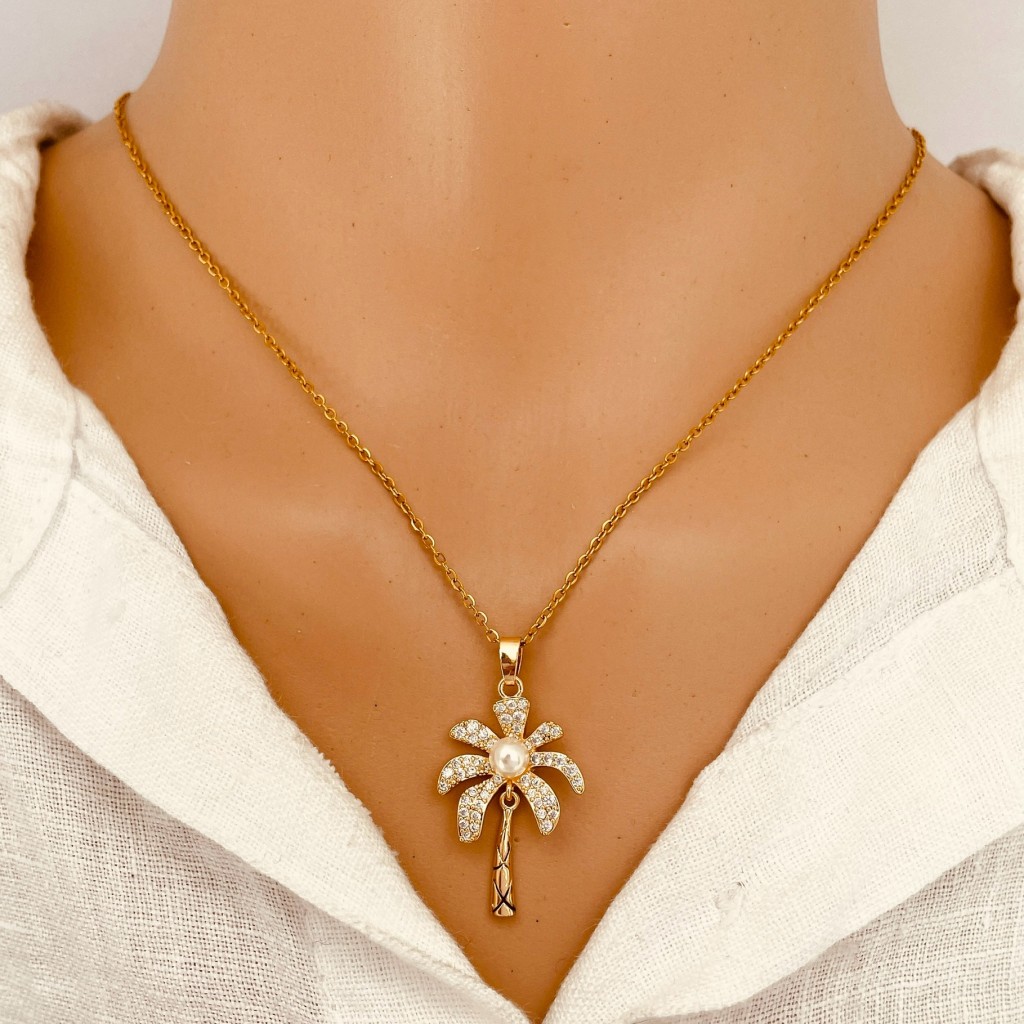 Stainless steel pearl necklace