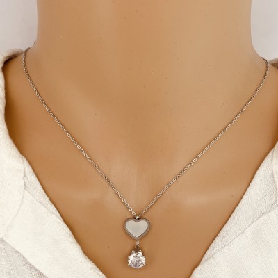 Stainless steel pearl necklace