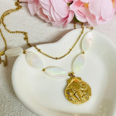 Necklace with Pearls stainless steel