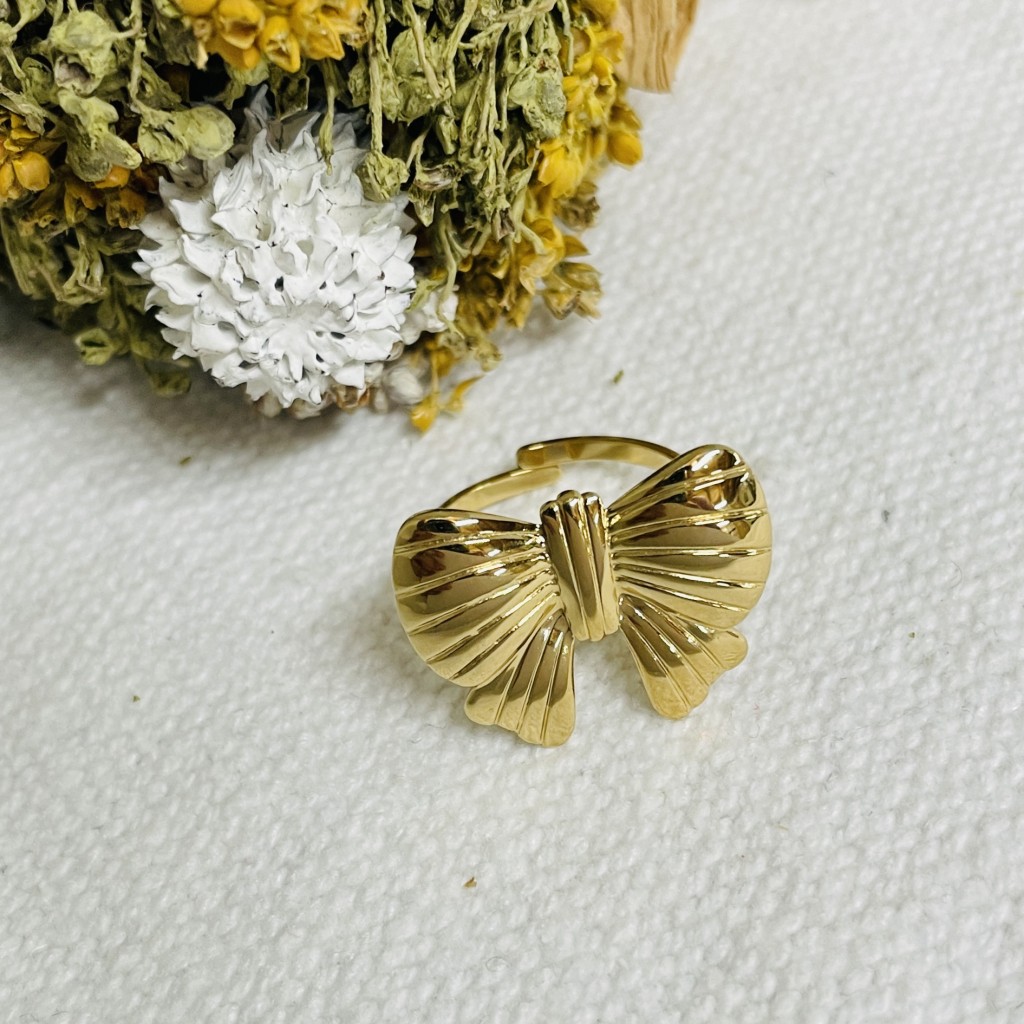 Stainless steel adjustable ring