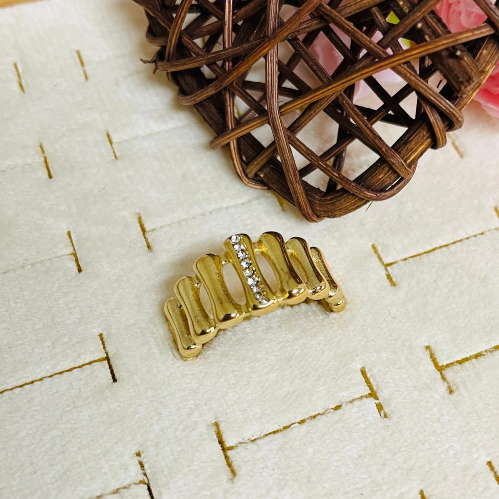 Stainless steel ring