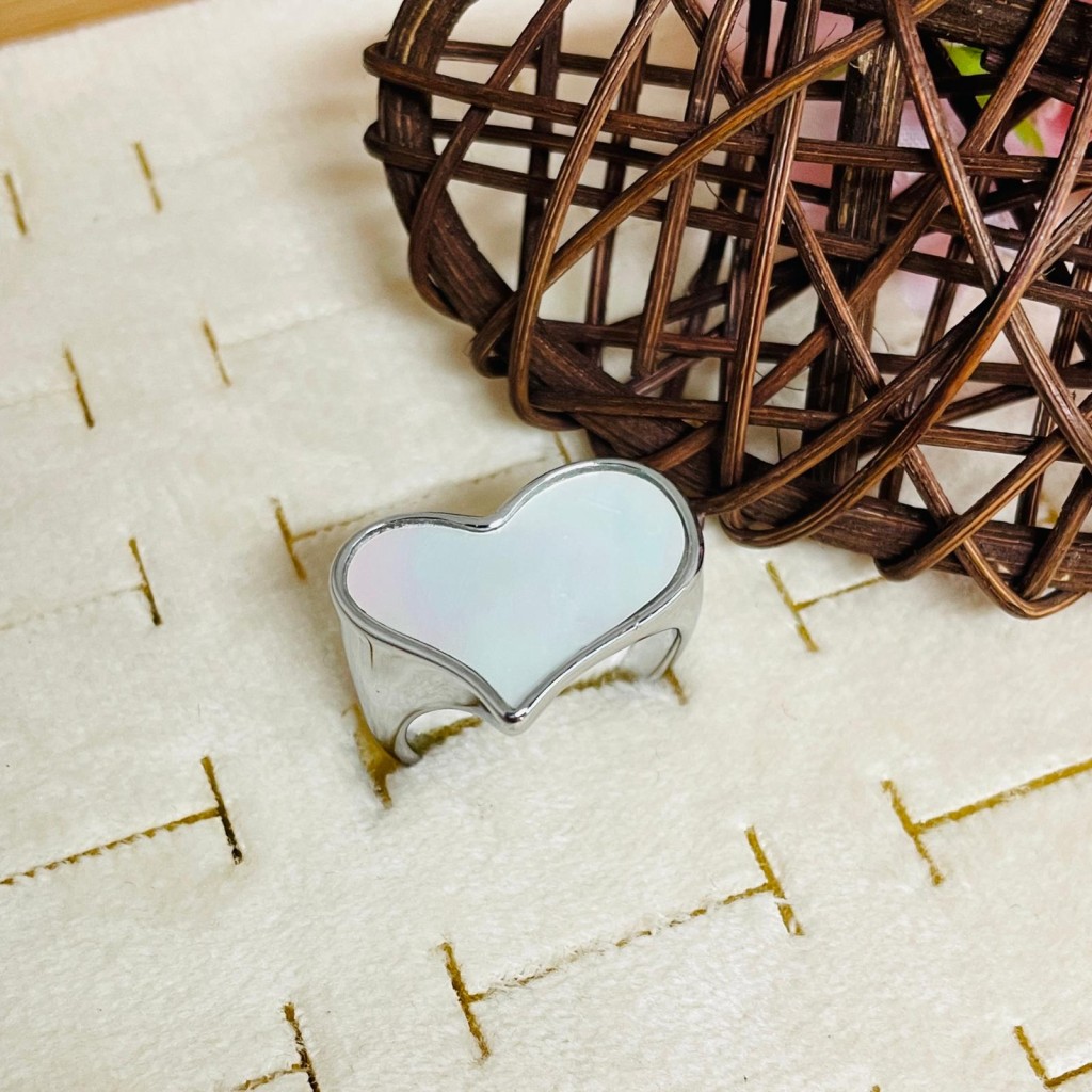 Stainless steel ring