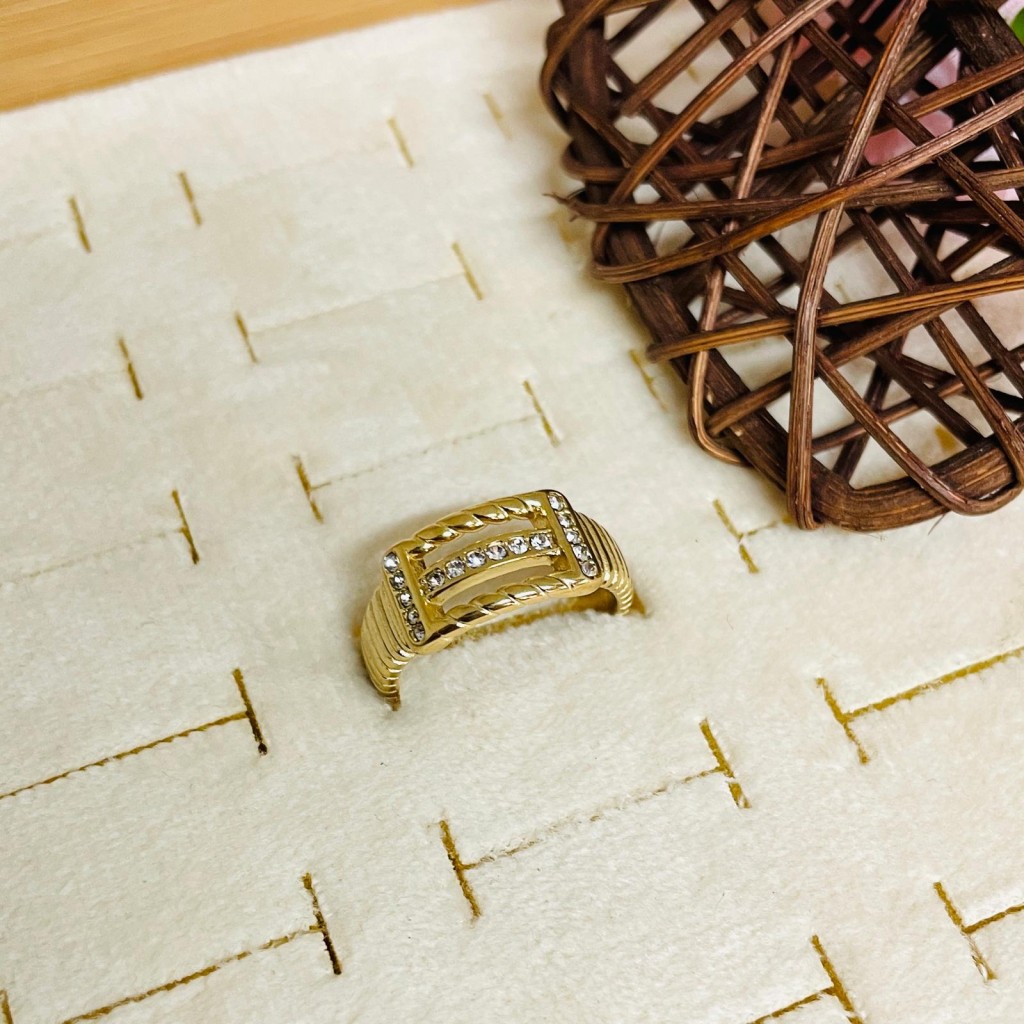 Stainless steel ring
