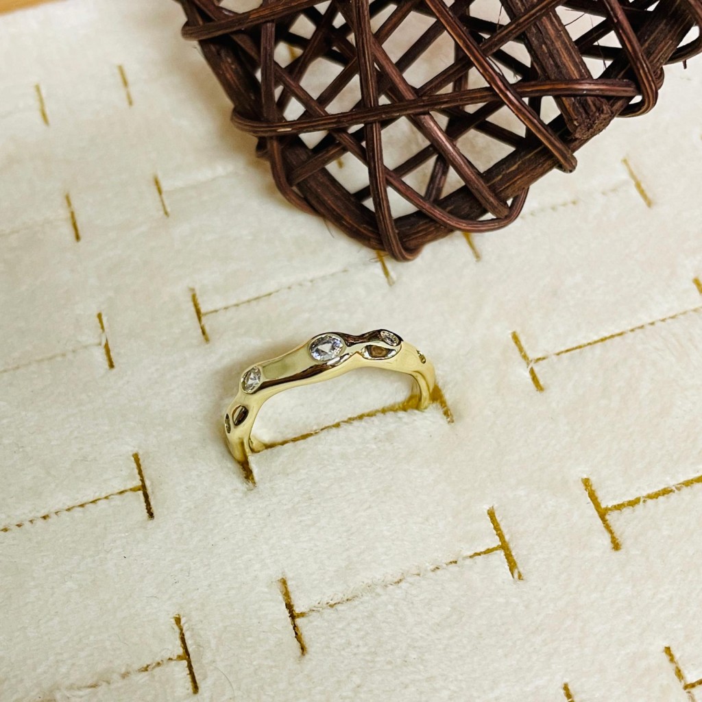 Stainless steel ring