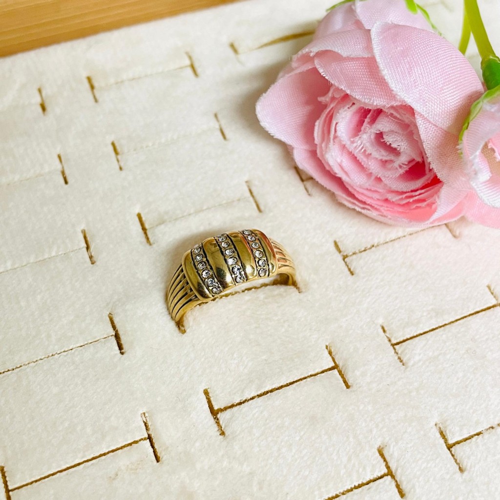 Stainless steel ring