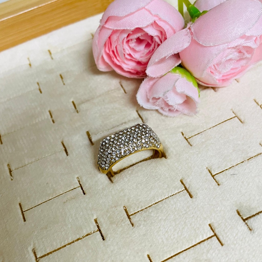 Stainless steel ring