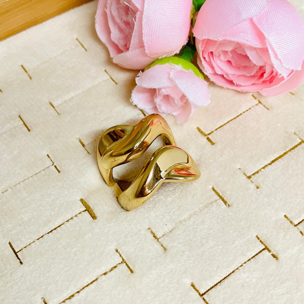 Stainless steel ring