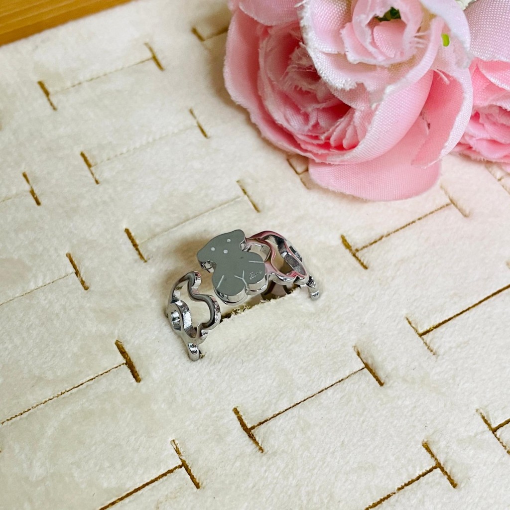 Stainless steel ring