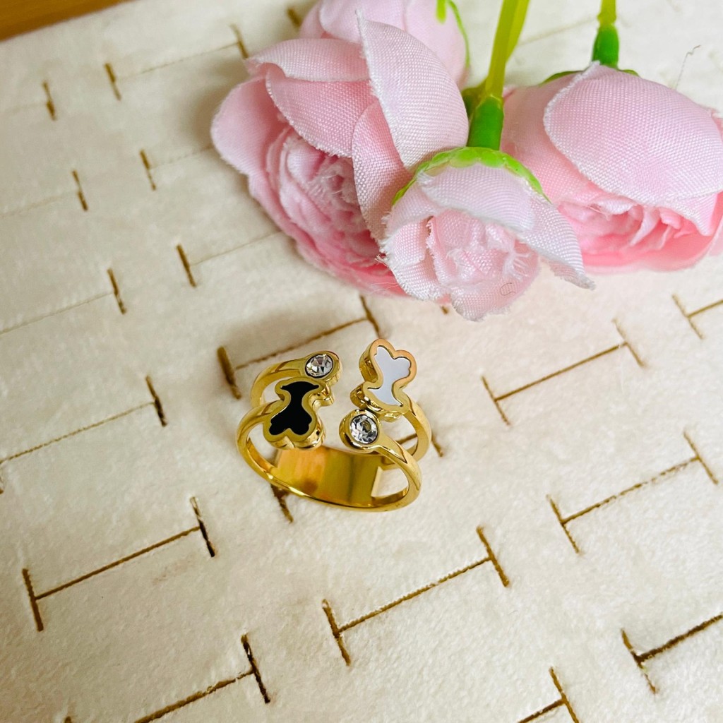 Stainless steel ring