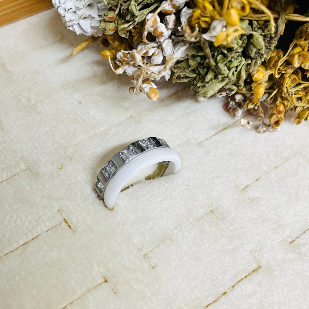 Stainless steel ring
